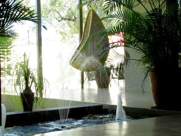 Elegant Guesthouse - fountain